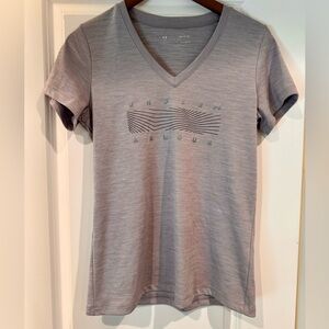 Under Armour workout tee size small